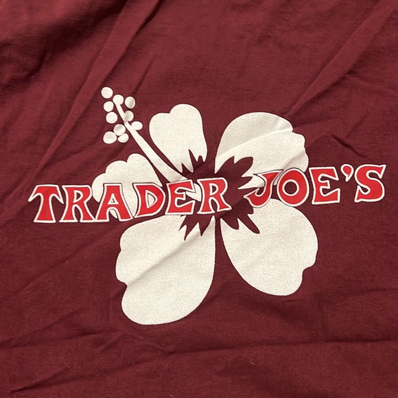 TRADER JOES CREW NECK T SHIRT - Picture 4 of 4